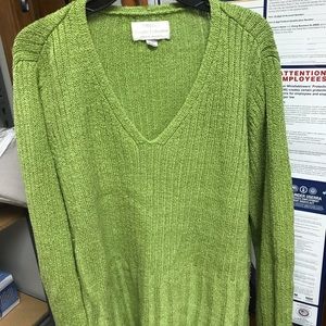 Women’s sweater by avenue, nice and warm!
